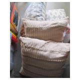 Neutral tone accent pillow lot (tot...