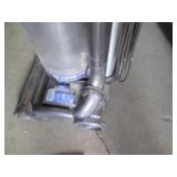 Dyson DC28 bagless upright vacuum c...