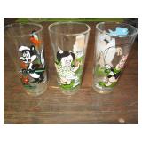 Vintage Warner Brothers Collectible...