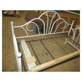 Tubular Off-White Metal daybed fram...