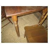 Trio of Vintage wood spindle style ...