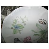 Large variety of glass/ceramic plat...
