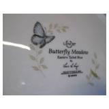 Large variety of glass/ceramic plat...