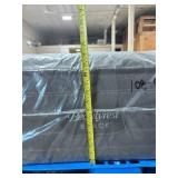 Beautyrest Black C-Class Medium Firm Queen Mattress - MSRP $3,999.00 - No Reserve!