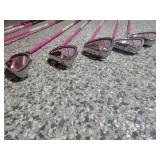 Like New Ladies Golf Set with Minnesota Vikings Bag and Pink Clubs.