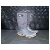 BOGS Womens Whiteout FLCX Size 11 Waterproof Boots with Faux Fur Lining