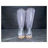 BOGS Womens Whiteout FLCX Size 11 Waterproof Boots with Faux Fur Lining