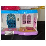 Disney Whisker Haven Magical Pawlace Pets Castle with 7 Large Figures