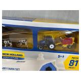 New 81 piece New Holland Dairy Farm Play Set