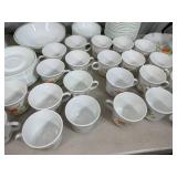 135 pc Set of Vintage Correlle Corning Wildflower China / Dish Set