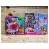 Style Bae and Tropical String Art toy (lot of 2)