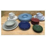 Assorted kitchenware