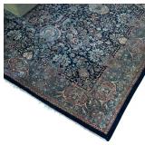 LR - Vintage Persian-Style Area Rug with Floral Pattern