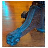 ML - Antique Round Oak Dining Table with Carved Paw Feet and 4 Leaves