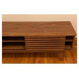 UL - Mid-Century Modern Style Media Console Table with Slatted Doors