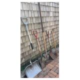 Set of 5 Garden Tools Including Shovels, Rake and Snow Shovel