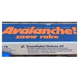 Avalanche SnowRake Deluxe 20 Roof Snow Removal System