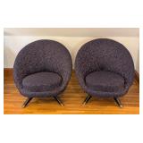 UL - Pair of Vintage Mid-Century Modern Egg Chairs