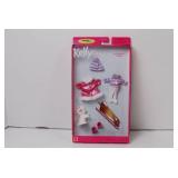 Mattel Kelly Club Winter Fun Dolls & Fashion Avenue Set - Nikki, Keeya, Winter Outfits