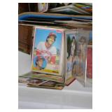 Vintage Topps Sports Cards Lot - Baseball and Football Collection