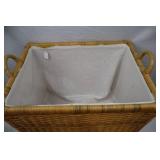 Large Wicker Laundry Basket with Lid and Handles 16" x 24"
