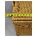 Large Wicker Laundry Basket with Lid and Handles 16" x 24"