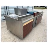 Wasserstrom Cold Prep Table With Decorative Glass Dividider