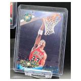 (12) Assorted Vintage Bulls HOF Great "Scottie Pippen" NBA Basketball Cards