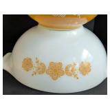 Pyrex Gold Butterfly Mixing Bowl Set