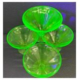 Set of 4 Vintage Uranium Glass Fruit Dishes / Sherbet Dishes