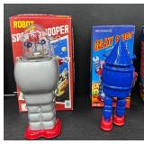 Set of 7 Vintage Style Wind-Up Tin Robots with Boxes - For Parts or Repair