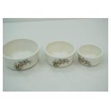 Victorian Trading Co. Nesting Bowl Set