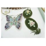 Home Decor: Vintage and Modern