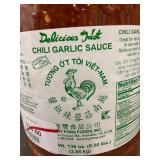 WY 4 - Huy Fong Chili Garlic Sauce 136 oz (8.5 lb) Jug