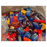 UT 1 - 15 Pounds Assorted Fun-Size Candy Bars - Best By March-Oct 2025