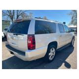 2013 CHEVROLET SUBURBAN LTZ *4x4 | No Accidents | 3rd Row* (NO RESERVE)