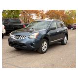 2015 NISSAN ROGUE SELECT S *All Wheel Drive* (NO RESERVE)