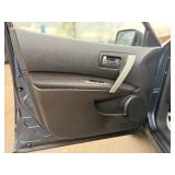 2015 NISSAN ROGUE SELECT S *All Wheel Drive* (NO RESERVE)