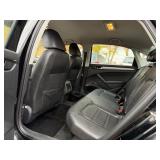 2015 VOLKSWAGEN PASSAT 1.8T SE (NO RESERVE)