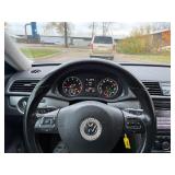 2015 VOLKSWAGEN PASSAT 1.8T SE (NO RESERVE)