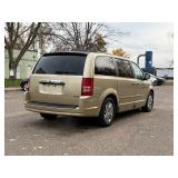 2010 CHRYSLER TOWN AND COUNTRY LIMITED *2 Owner* (NO RESERVE)