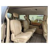 2010 CHRYSLER TOWN AND COUNTRY LIMITED *2 Owner* (NO RESERVE)