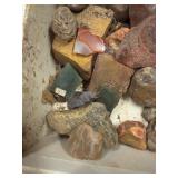 LARGE AND UNSEARCHED RAW Agate and Geode / Nodule lot 1