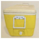 Vintage Yellow IGLOO Squirt Picnic Camping Cooler