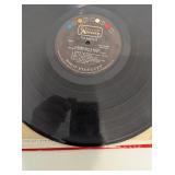 Excellent Lot of 4 Vintage BEATLES Records