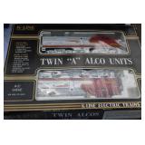 BNSF Twin Alco Engines and 4 Streamlined Passenger cars O Gauge