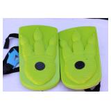 Ideal Snow Stompers SE 20214-P0034281 Dinosaur Tracks!