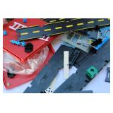 1977 Kenner Girder & Panel International Airport – 325 Piece Set