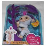 Little Live Pets Turtle Tank & Fingerlings Baby Monkey – Both New in Box