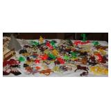 Large Collection of Vintage Plastic Cowboy & Indian Figures – Includes Horses, Teepee, Wagon, Fences & More